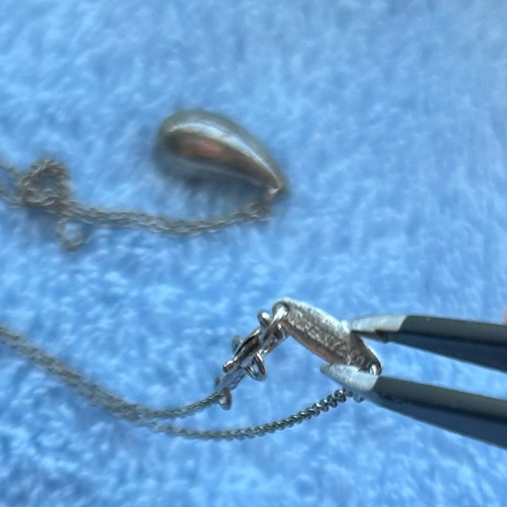 Tiffany & Co. Silver Teardrop Pendant Necklace - Picture 3 of 5